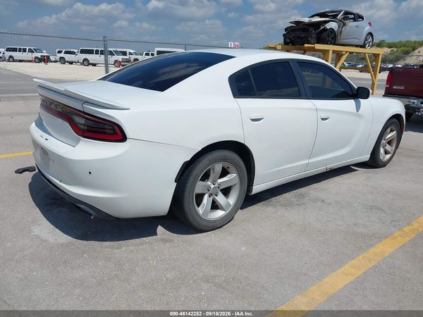 2017 DODGE CHARGER SE RWD — I4