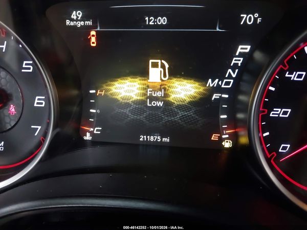 2017 DODGE CHARGER SE RWD — I118