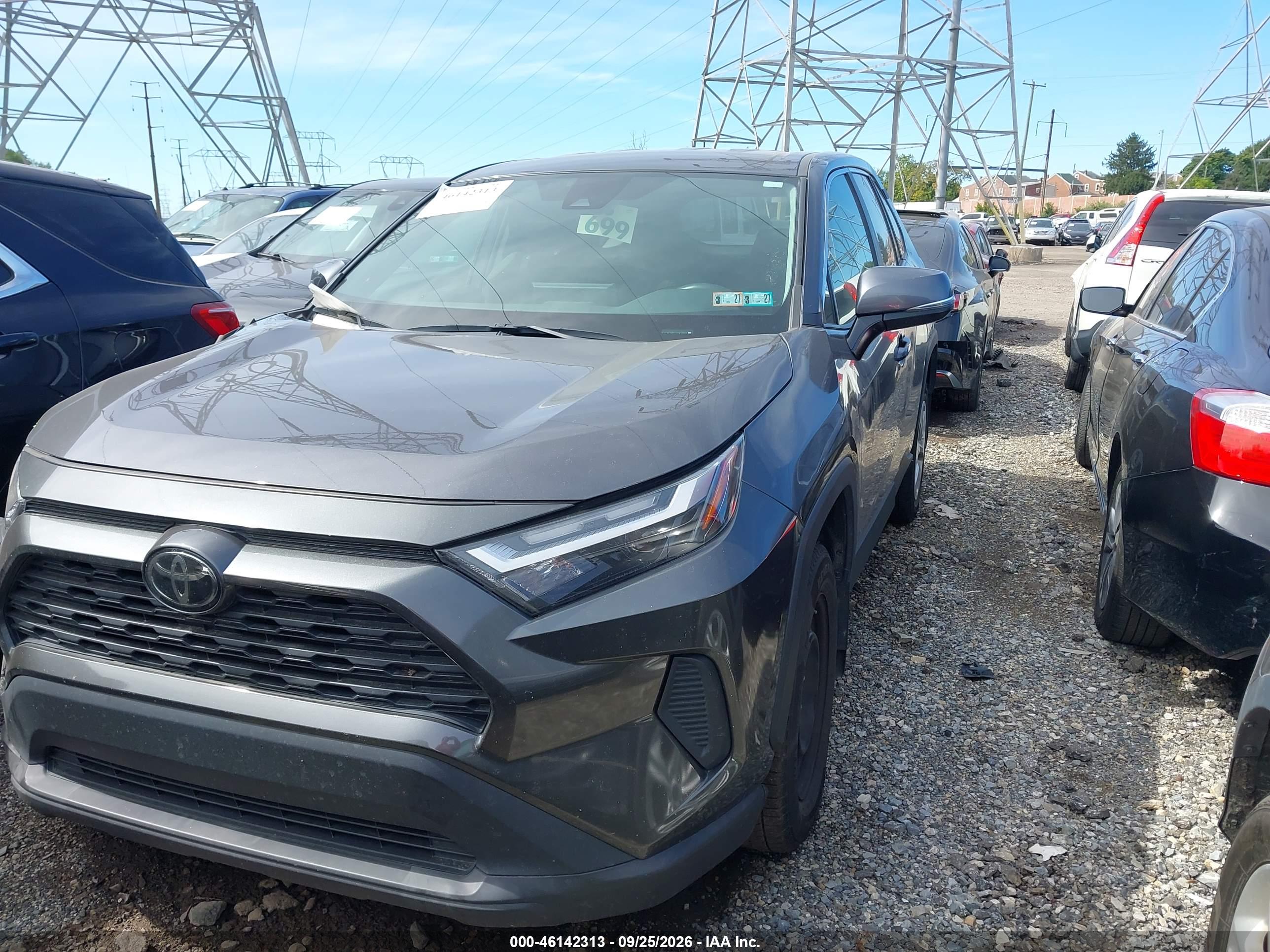2024 TOYOTA RAV4 LE — I2