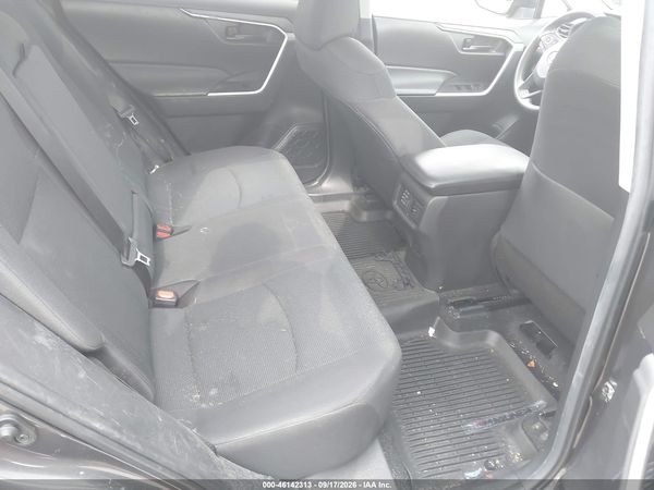 2024 TOYOTA RAV4 LE — I8