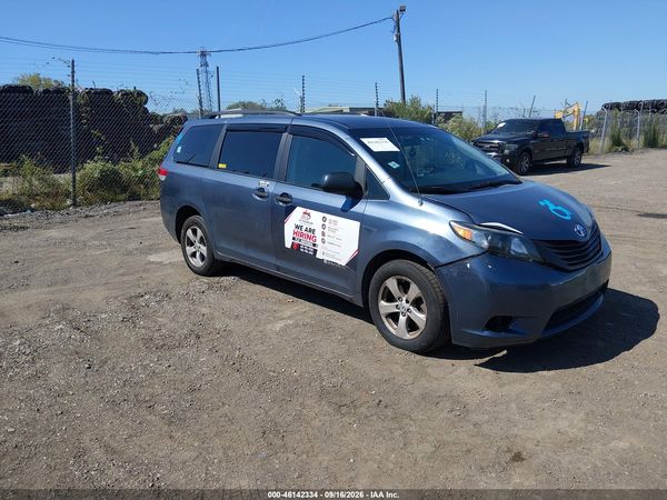 2014 TOYOTA SIENNA L V6 7 PASSENGER — I1