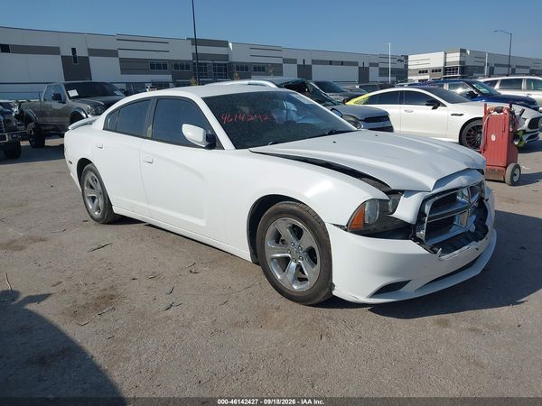 2014 DODGE CHARGER SE — I1