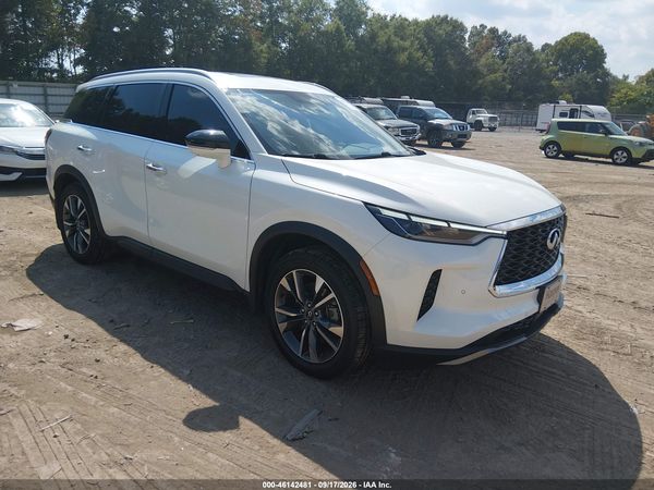 2022 INFINITI QX60 LUXE — I1