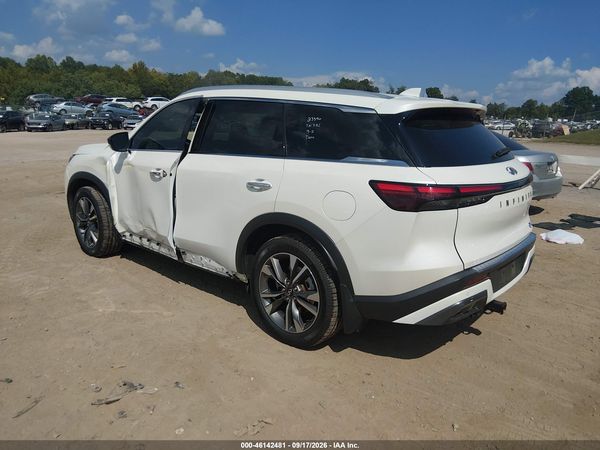 2022 INFINITI QX60 LUXE — I3