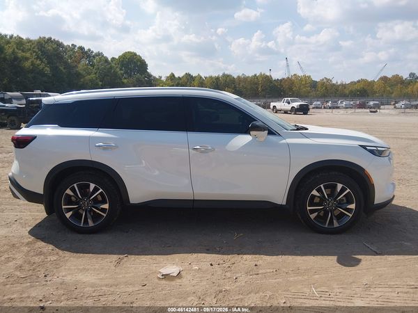 2022 INFINITI QX60 LUXE — I116
