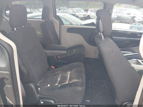 2015 DODGE GRAND CARAVAN SXT — I8