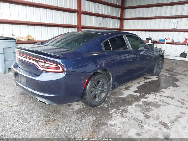 2015 DODGE CHARGER SE — I4