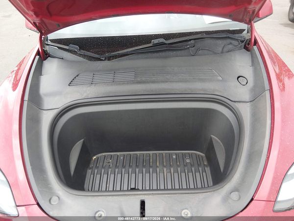 2021 TESLA MODEL Y — I10