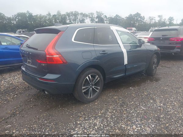 2021 VOLVO XC60 T5 MOMENTUM — I4