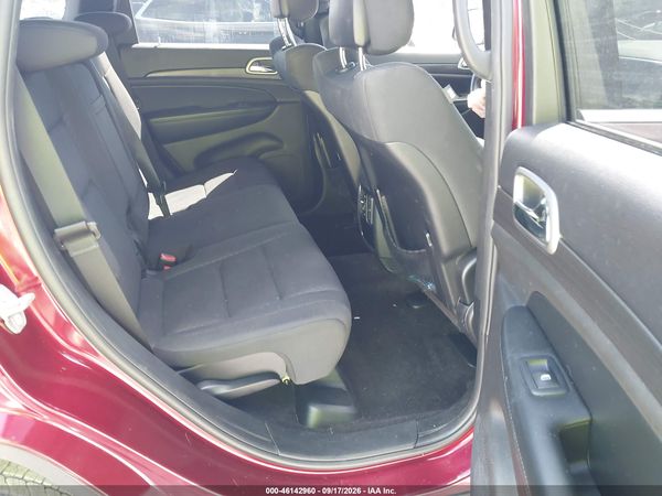 2018 JEEP GRAND CHEROKEE LAREDO 4X2 — I8
