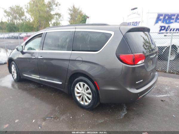 2017 CHRYSLER PACIFICA TOURING-L — I3
