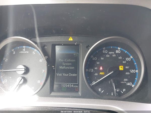 2017 TOYOTA RAV4 XLE — I7