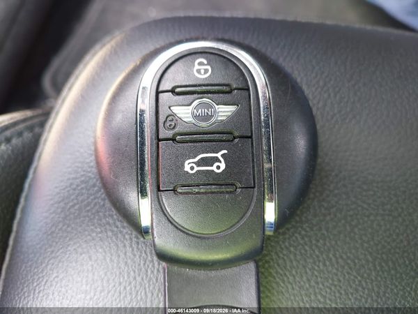 2015 MINI HARDTOP COOPER — I11