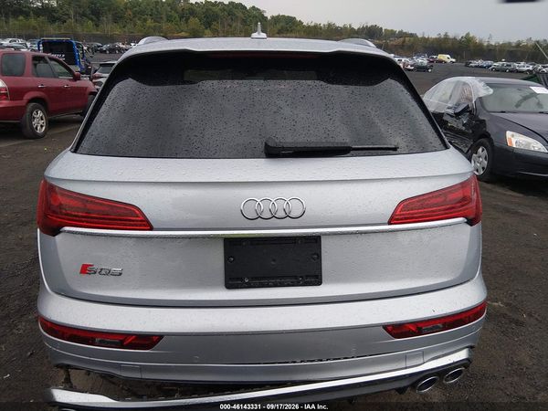 2022 AUDI SQ5 PREMIUM — I119