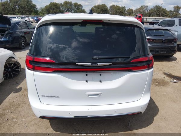 2025 CHRYSLER PACIFICA SELECT — I119