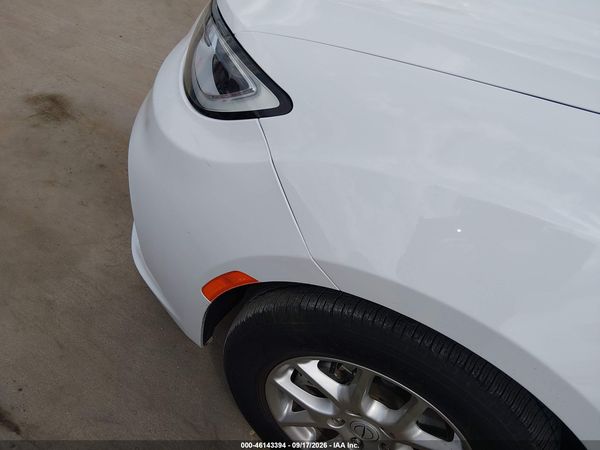 2025 CHRYSLER PACIFICA SELECT — I152