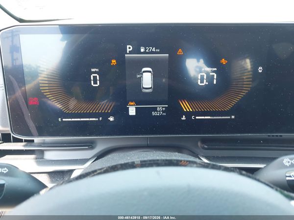 2026 KIA CARNIVAL MPV LX — I7
