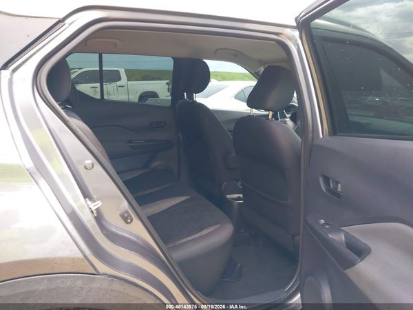 2019 NISSAN KICKS S — I8