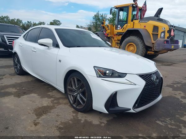 2017 LEXUS IS 300 — I1