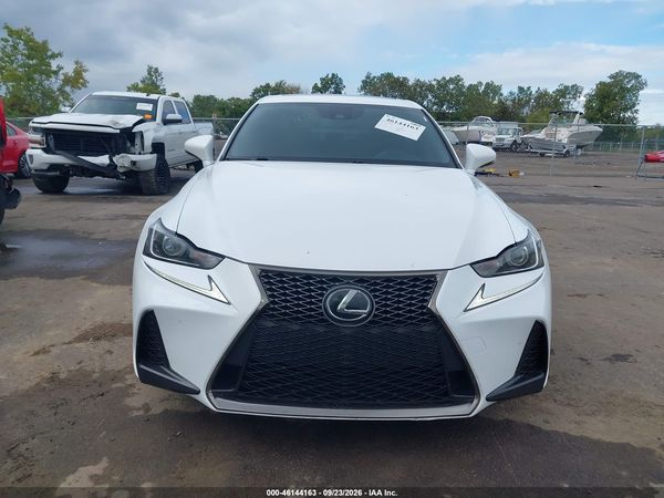 2017 LEXUS IS 300 — I115
