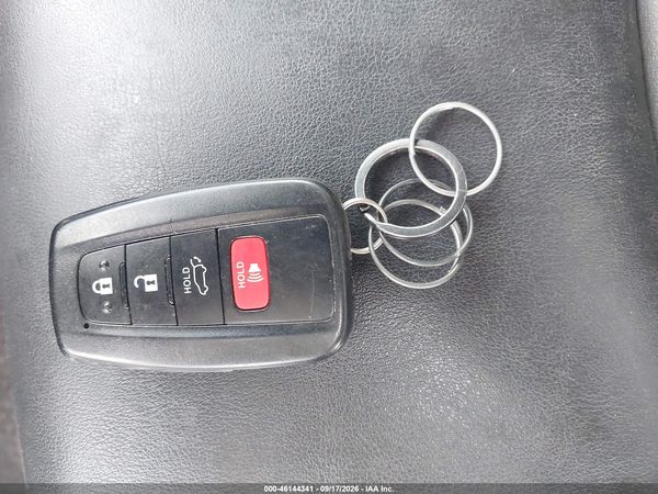 2019 TOYOTA RAV4 XLE PREMIUM — I11