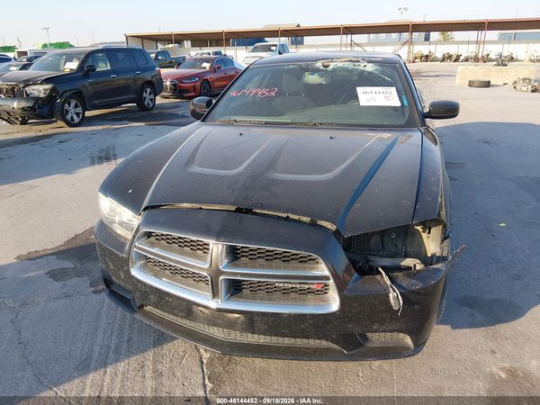 2014 DODGE CHARGER SE — I153