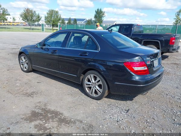 2012 MERCEDES-BENZ C 300 LUXURY 4MATIC — I3