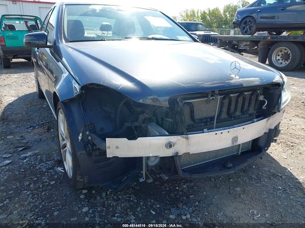 2012 MERCEDES-BENZ C 300 LUXURY 4MATIC — I6
