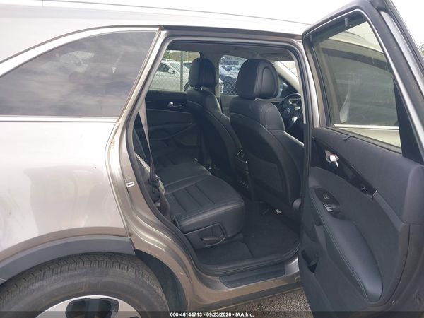 2016 KIA SORENTO 3.3L EX — I8