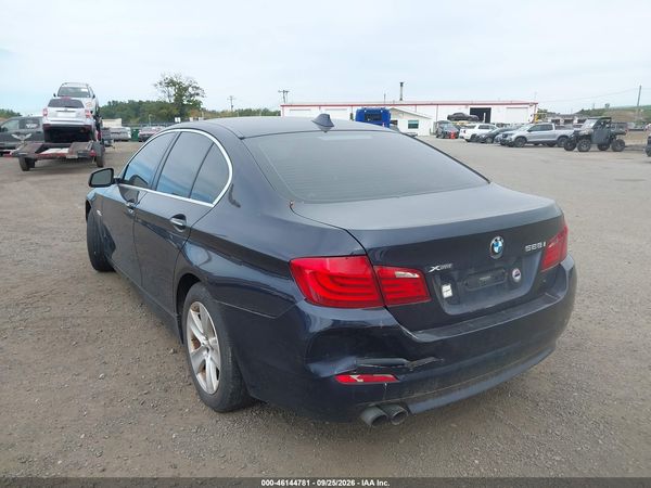 2013 BMW 528I XDRIVE — I3