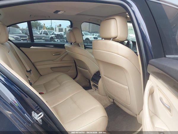 2013 BMW 528I XDRIVE — I8