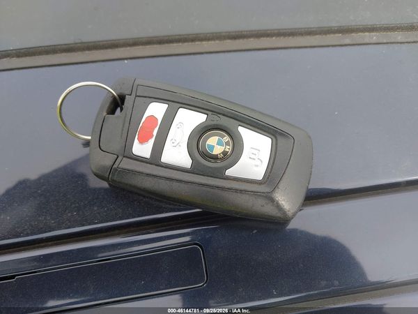 2013 BMW 528I XDRIVE — I11