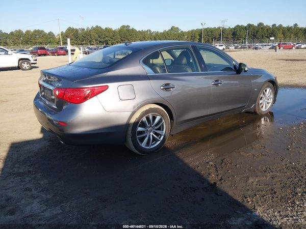2016 INFINITI Q50 3.0T PREMIUM — I4