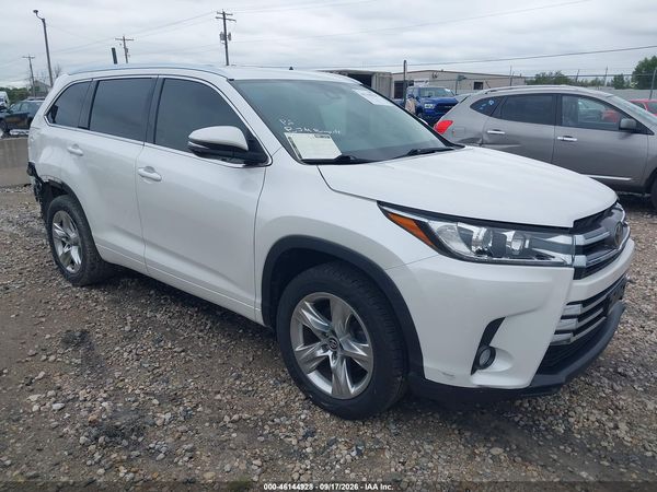 2018 TOYOTA HIGHLANDER LIMITED — I1