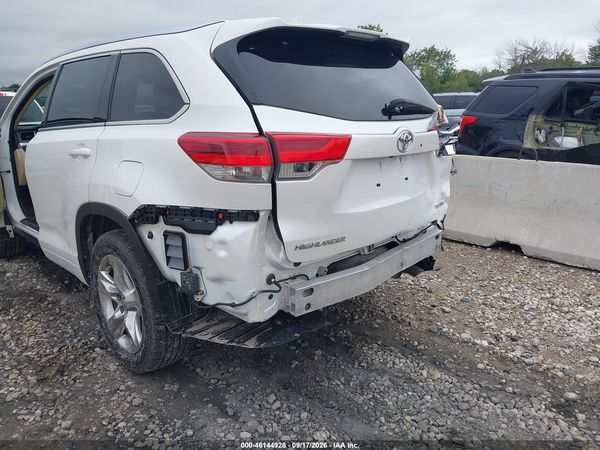 2018 TOYOTA HIGHLANDER LIMITED — I152