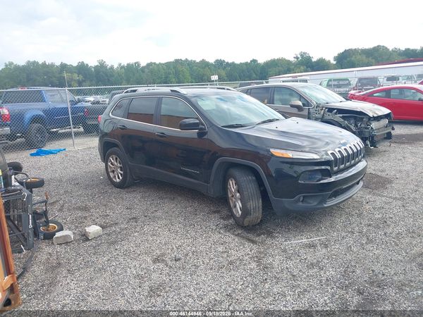 2017 JEEP CHEROKEE LATITUDE 4X4 — I1