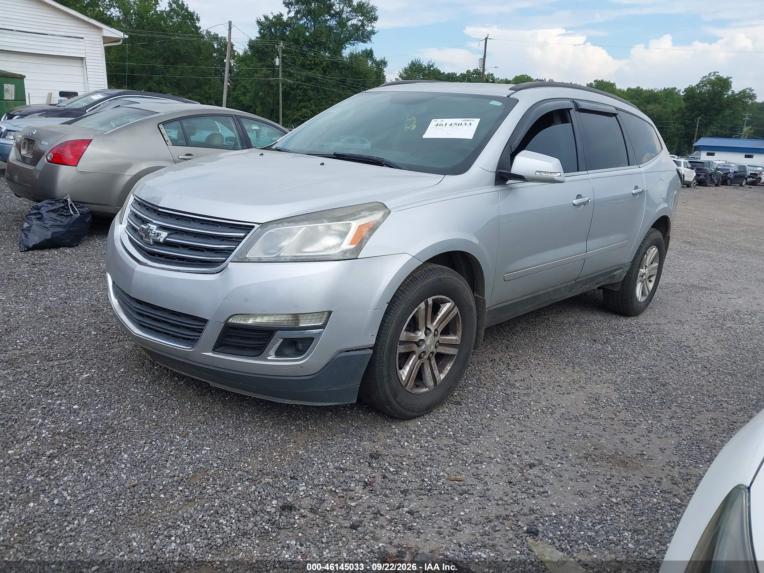 2013 CHEVROLET TRAVERSE 2LT — I2