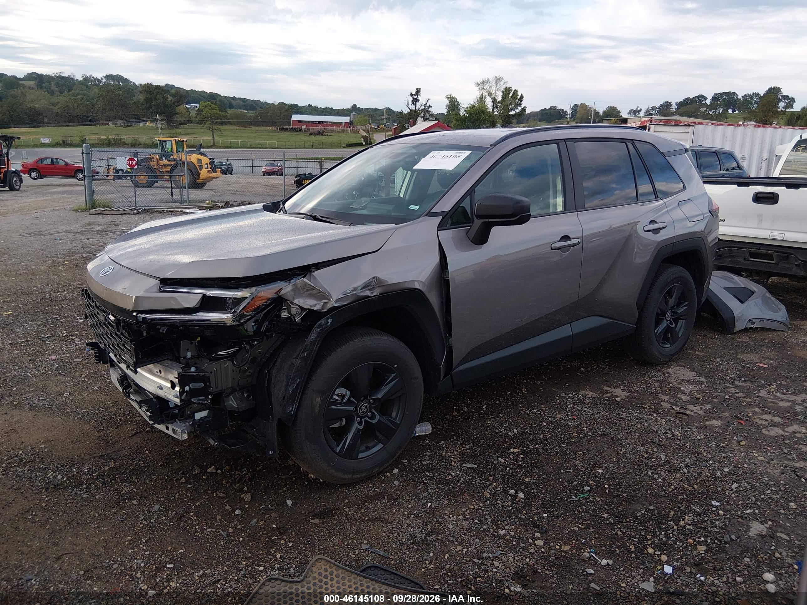 2026 TOYOTA RAV4 LE — I2