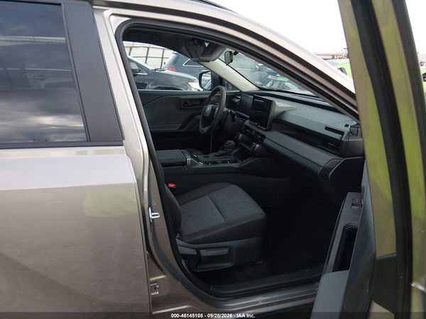 2026 TOYOTA RAV4 LE — I5