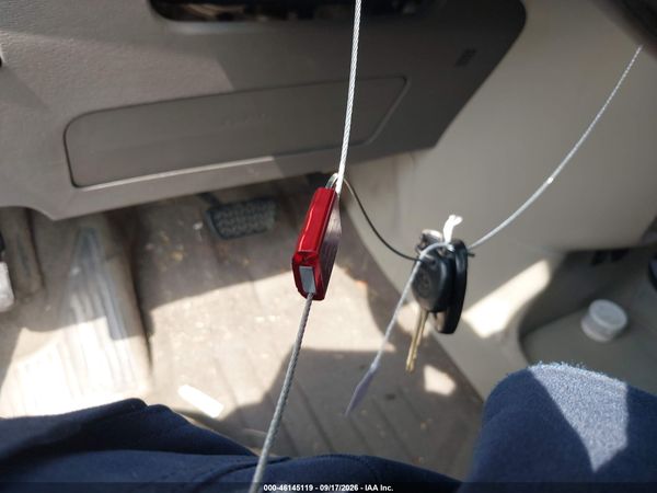 2012 TOYOTA SIENNA XLE V6 8 PASSENGER — I11