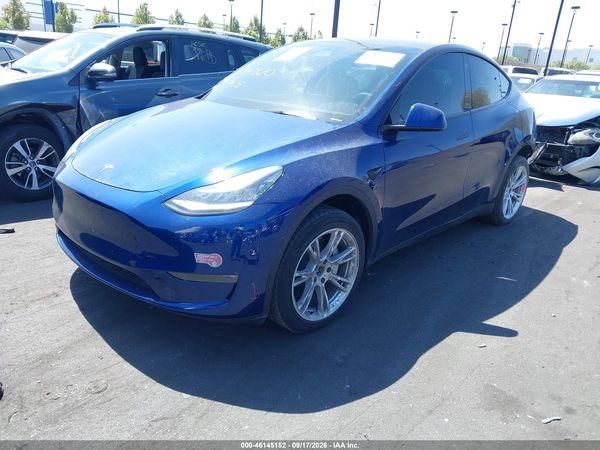 2023 TESLA MODEL Y — I2