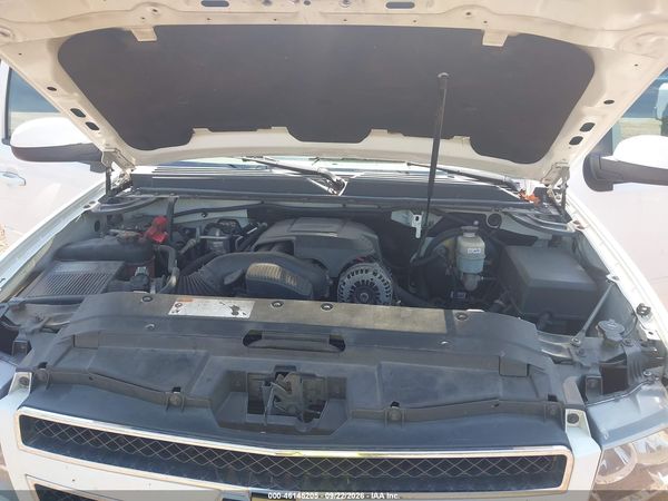 2012 CHEVROLET TAHOE LT — I10