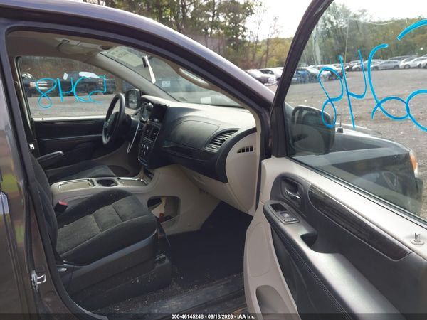 2015 DODGE GRAND CARAVAN SXT — I5