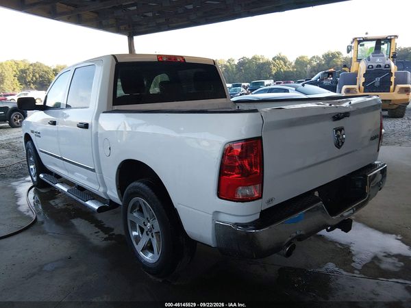 2017 RAM 1500 EXPRESS  4X4 5'7 BOX — I3