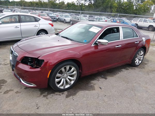 2018 CHRYSLER 300 — I2