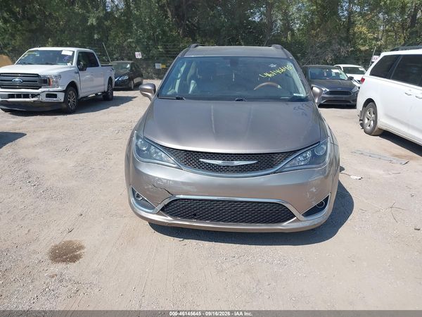 2017 CHRYSLER PACIFICA TOURING-L — I115
