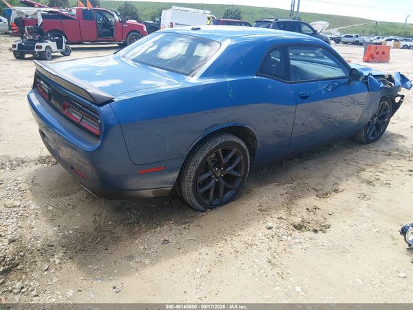 2022 DODGE CHALLENGER SXT — I4