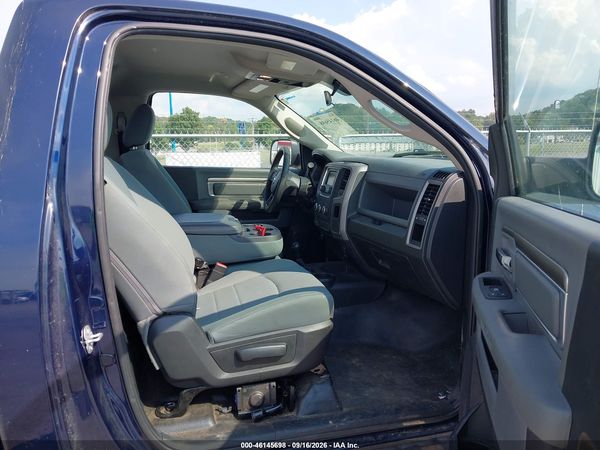 2018 RAM 3500 TRADESMAN  4X4 8' BOX — I5