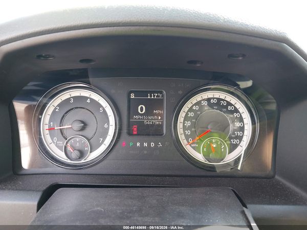 2018 RAM 3500 TRADESMAN  4X4 8' BOX — I7