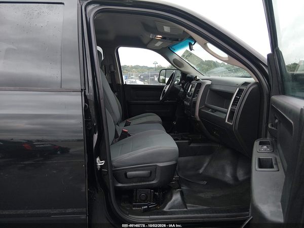 2018 RAM 3500 TRADESMAN  4X4 8' BOX — I5